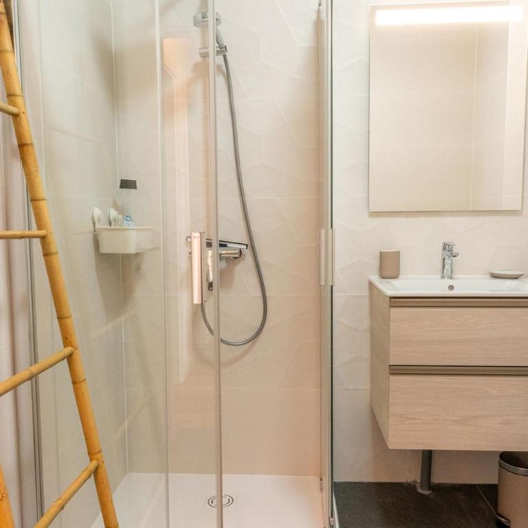 Apartamento Vista Mar - Apartamento de 2 dormitorios - 42