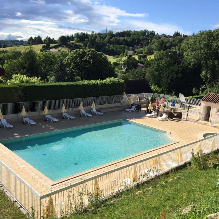 Le N5 des Hauts de Sarlat Apt Duplex Clim, Piscine, Parking - Apartamento de 2 dormitorios - 7