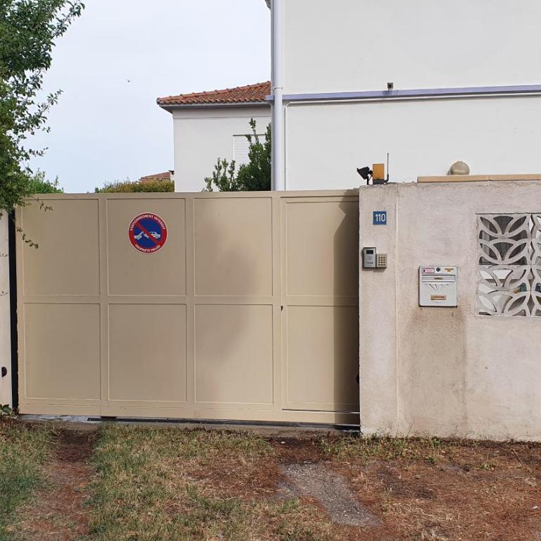 Superbe T2 avec jardin, piscine-enfant et parking - Apartamento - Planta baja - 20