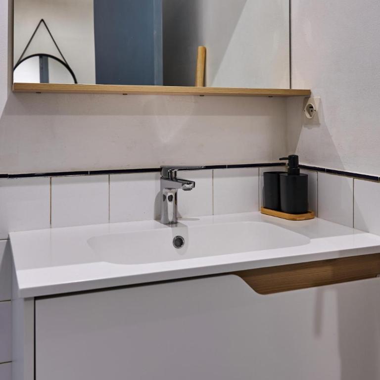 Cœur de ville - Séjour cosy à Toulon - Two-Bedroom Apartment - 26