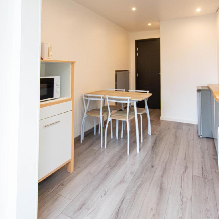 Appartement à la gare calme & reposant - One-Bedroom Apartment - 13