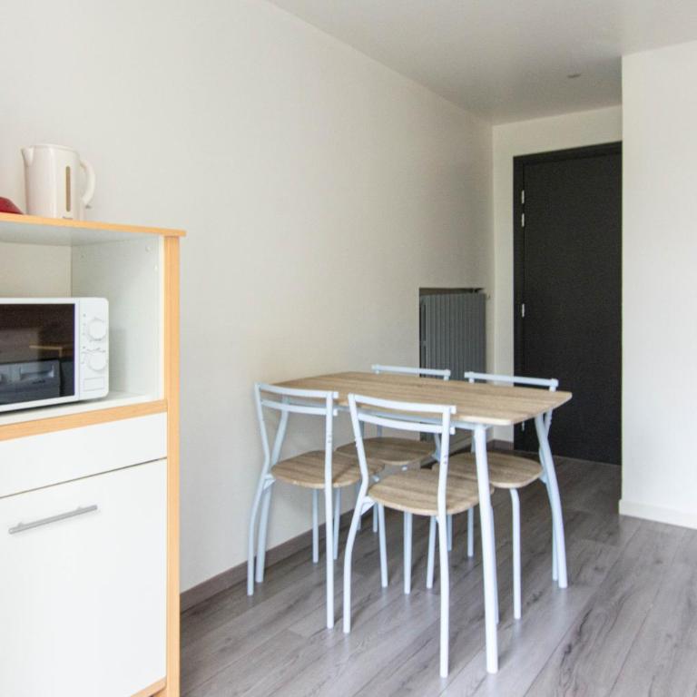 Appartement à la gare calme & reposant - One-Bedroom Apartment - 15