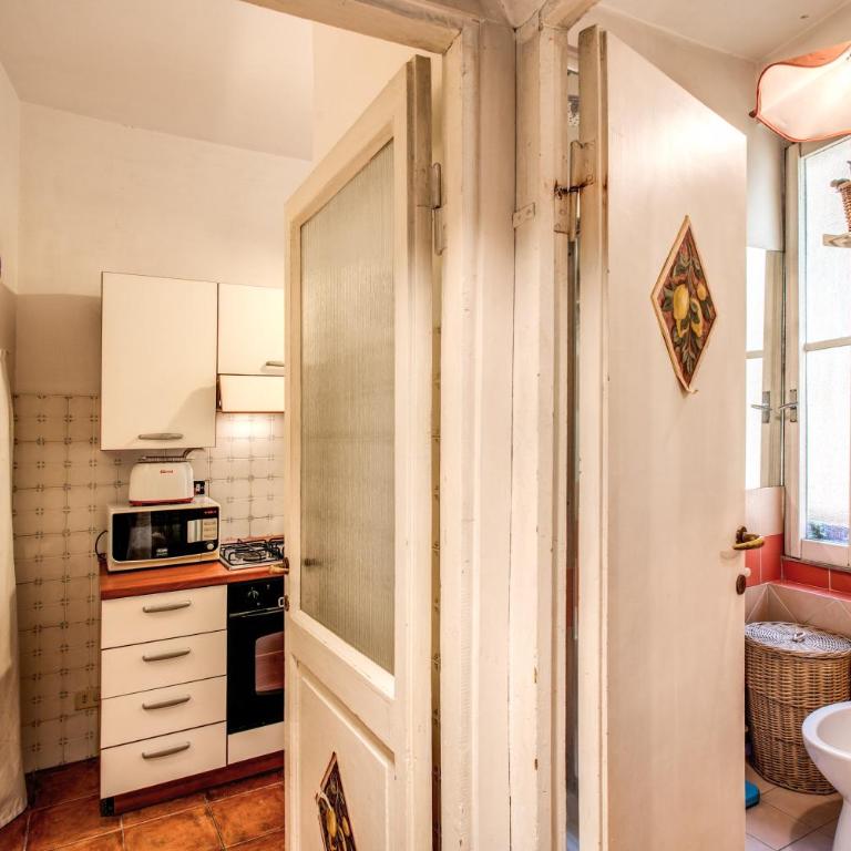 Home-In-Rome - Appartamento con 2 Camere da Letto - 8