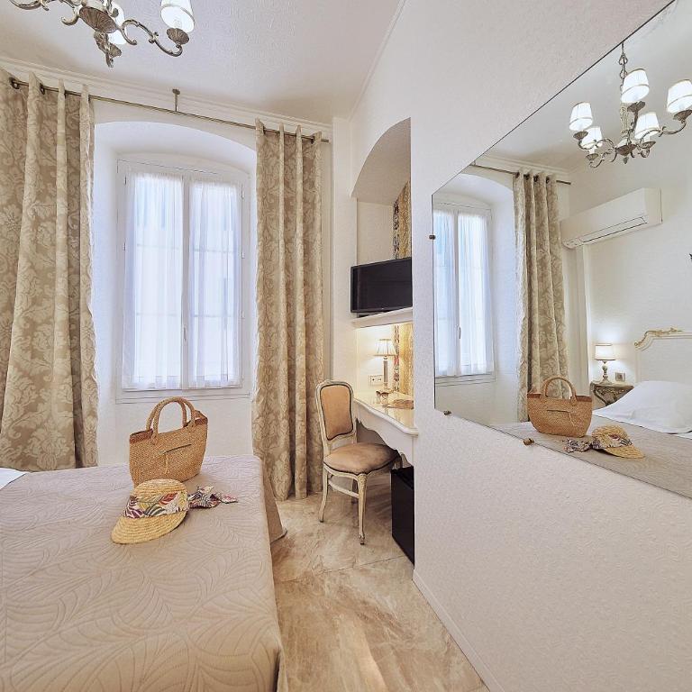Le Magnolia - Chambre Double - Côté Rue Piétonne - 3