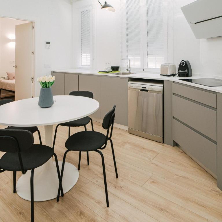 Carmen 6 by ARoom - Apartamento de 2 dormitorios - 7