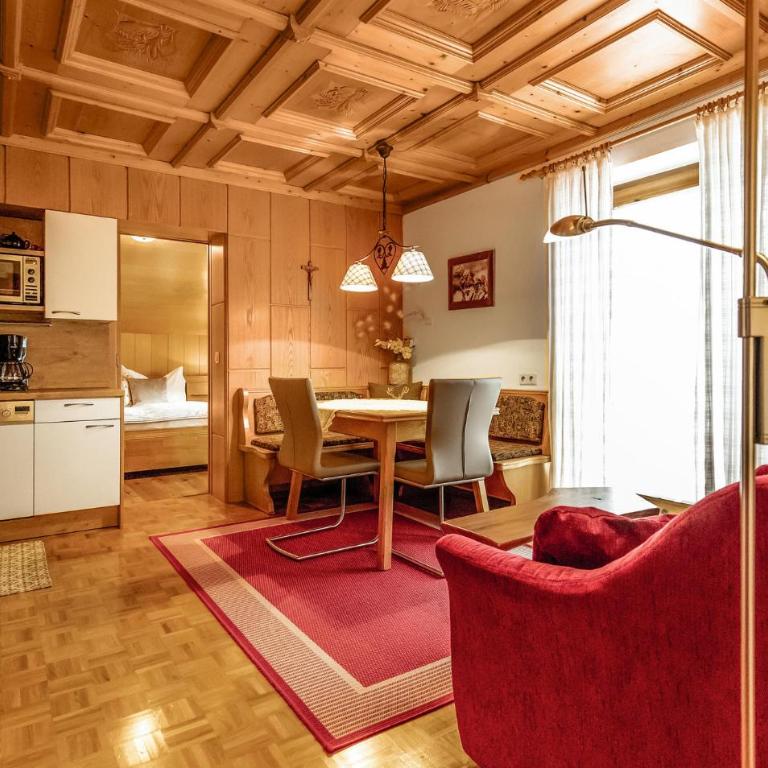 Ferienwohnung Im Walserhaus - Apartment mit 2 Schlafzimmern - 3