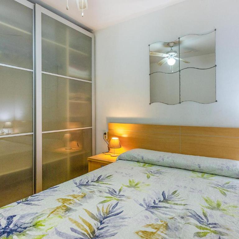 2 Bedroom Beautiful Apartment In Benidorm - Two-Bedroom Apartment - 8