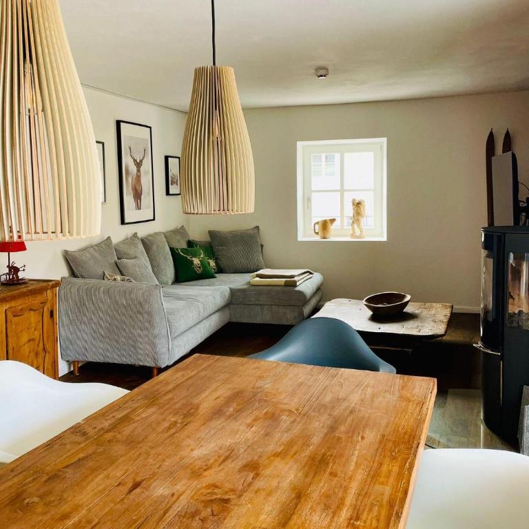 Appartements Gasthof Traube Top 2 - Apartment mit 2 Schlafzimmern und Dusche - 1