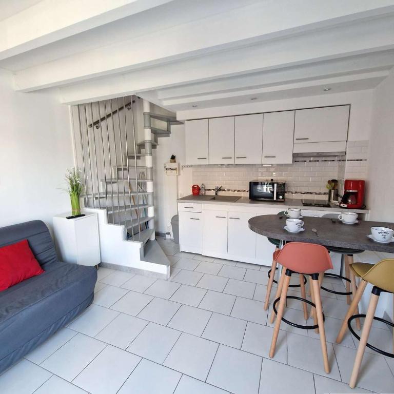 Maison rénovée avec piscine, parking privé et proche plage à Marseillan - FR-1-387-185 - Appartamento - 5