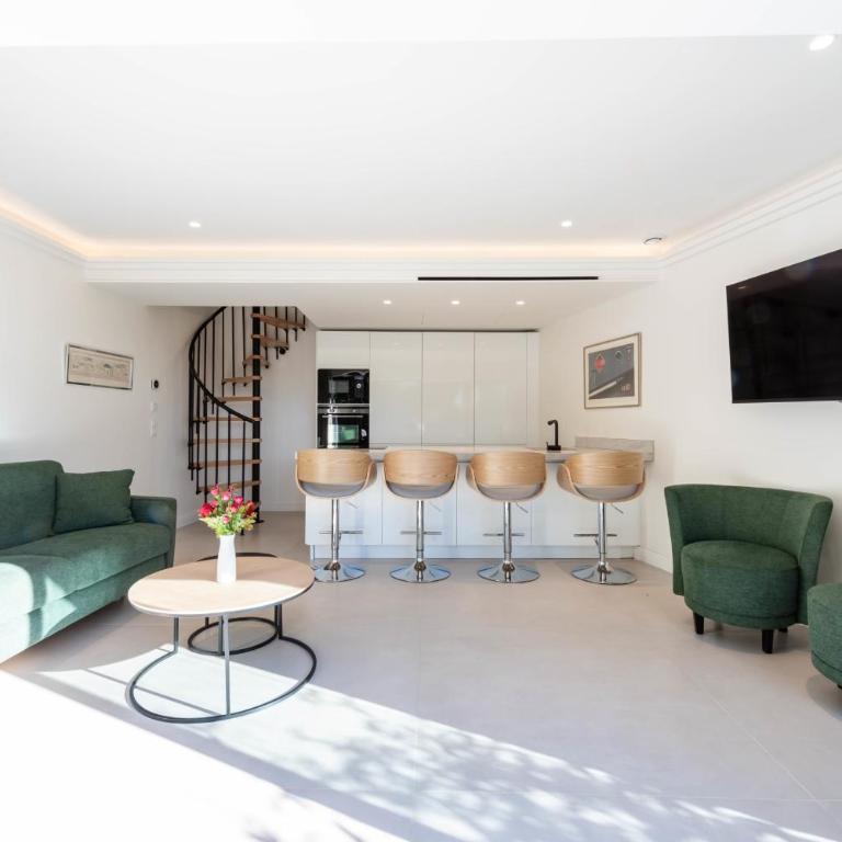 Elegant Duplex with Private Garden Terrace - Appartement - 4