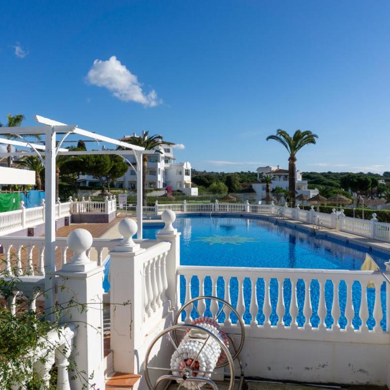 Costa Lux Elviria - Two-Bedroom Apartment - 34