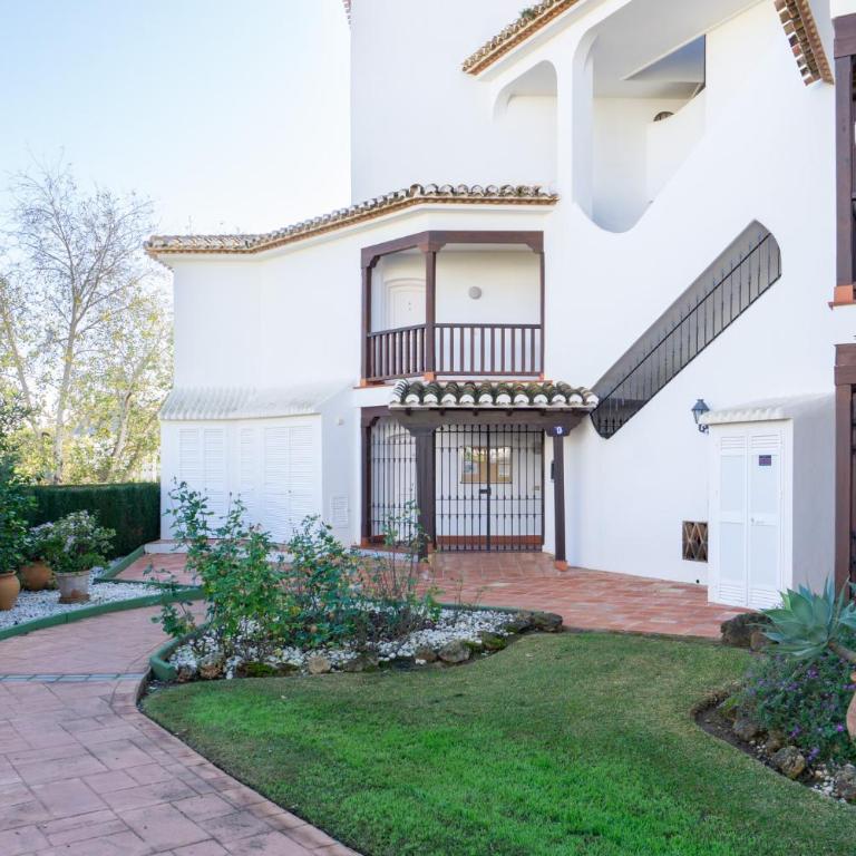 Costa Lux Elviria - Two-Bedroom Apartment - 35