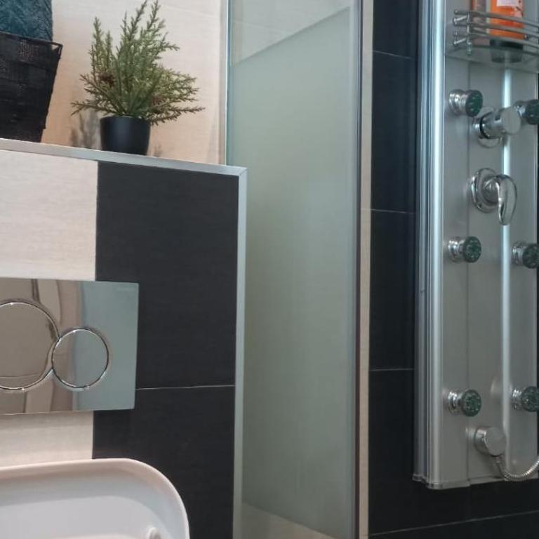 Perfect place to stay - One-Bedroom Apartment - 8