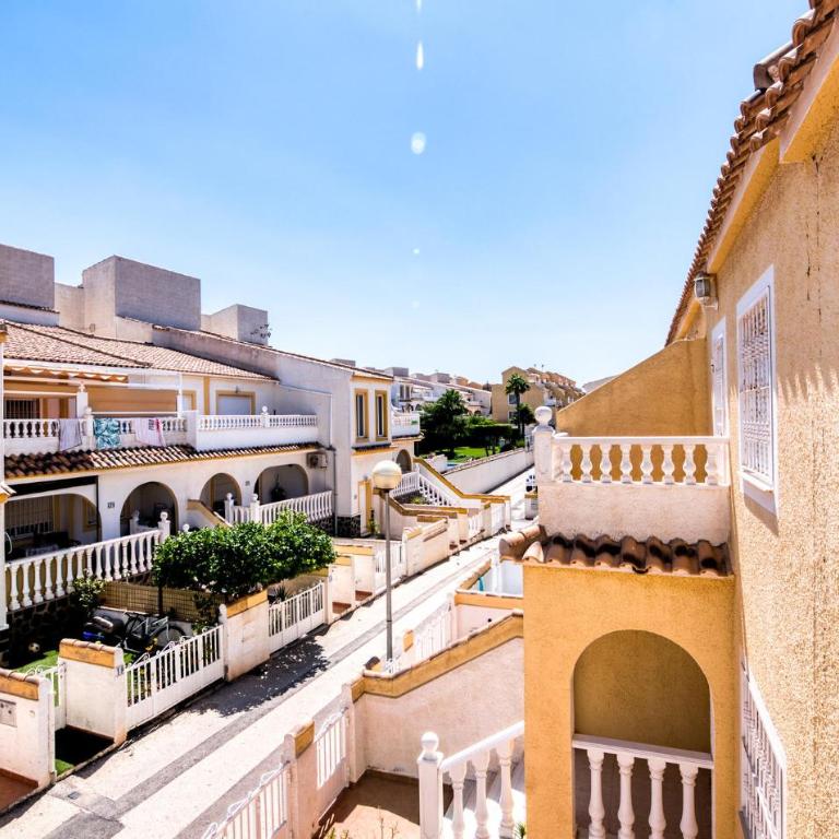 Beautiful Home In Santa Pola - Casa Vacacional de 3 dormitorios - 11