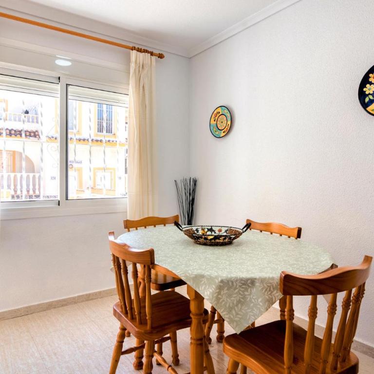Beautiful Home In Santa Pola - Casa Vacacional de 3 dormitorios - 15