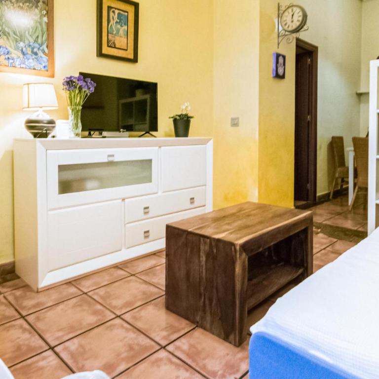 2 Bedroom Amazing Apartment In Cordoba - Apartamento de 2 dormitorios - 2