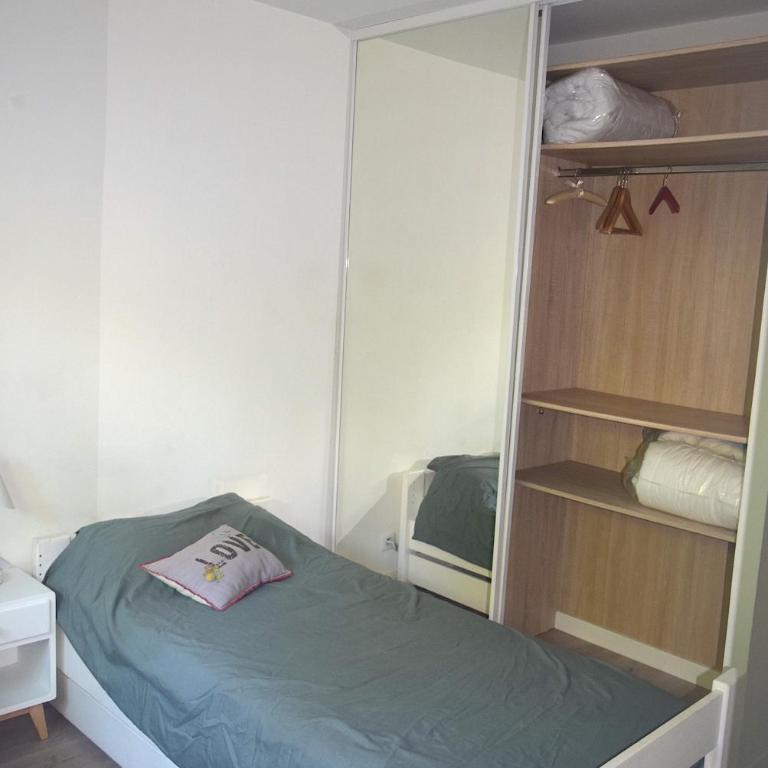 Vue mer rez-de-jardin piscine - Apartment mit 2 Schlafzimmern - 22