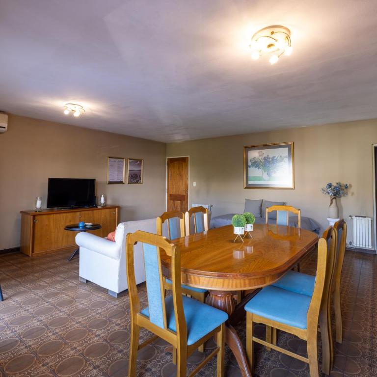 Spacious apartment in a great location near downtown Villa Carlos Paz - Apartamento de 2 dormitorios - 8