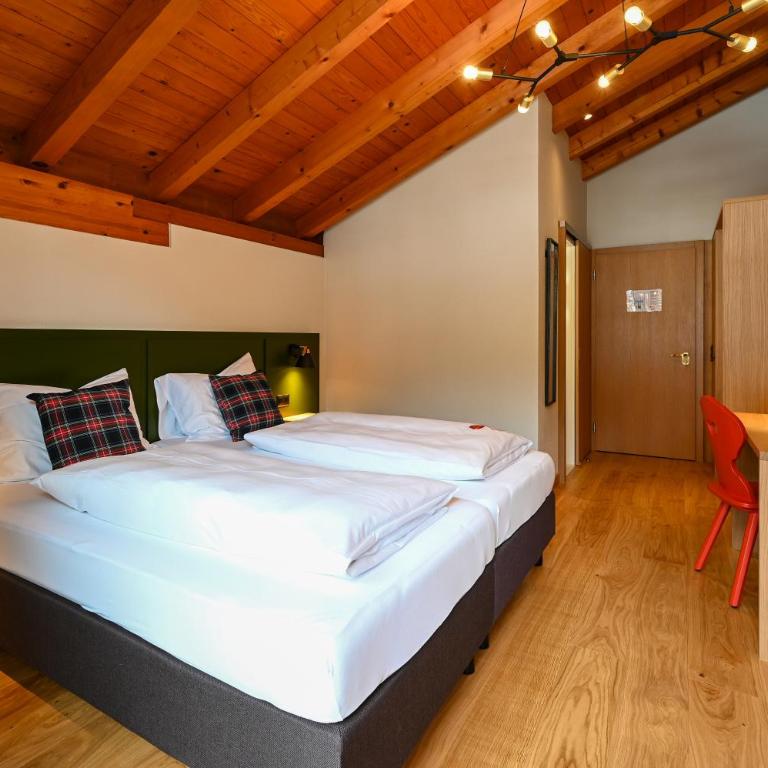Hotel Sonnwendhof Engelberg - Deluxe Doppelzimmer mit Balkon - 4