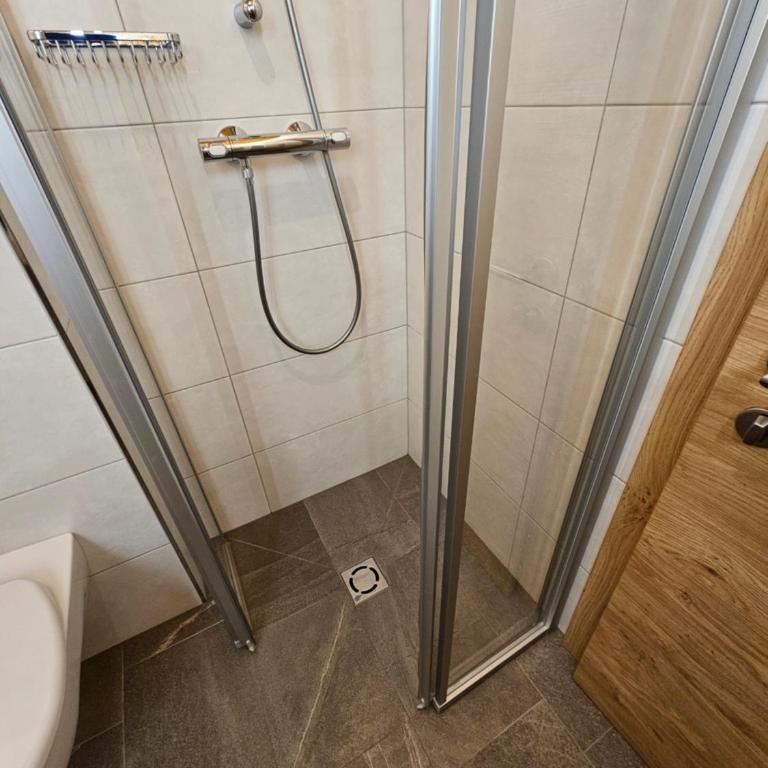 Pension Appartement Ambrosi - Doppelzimmer mit Balkon - 13