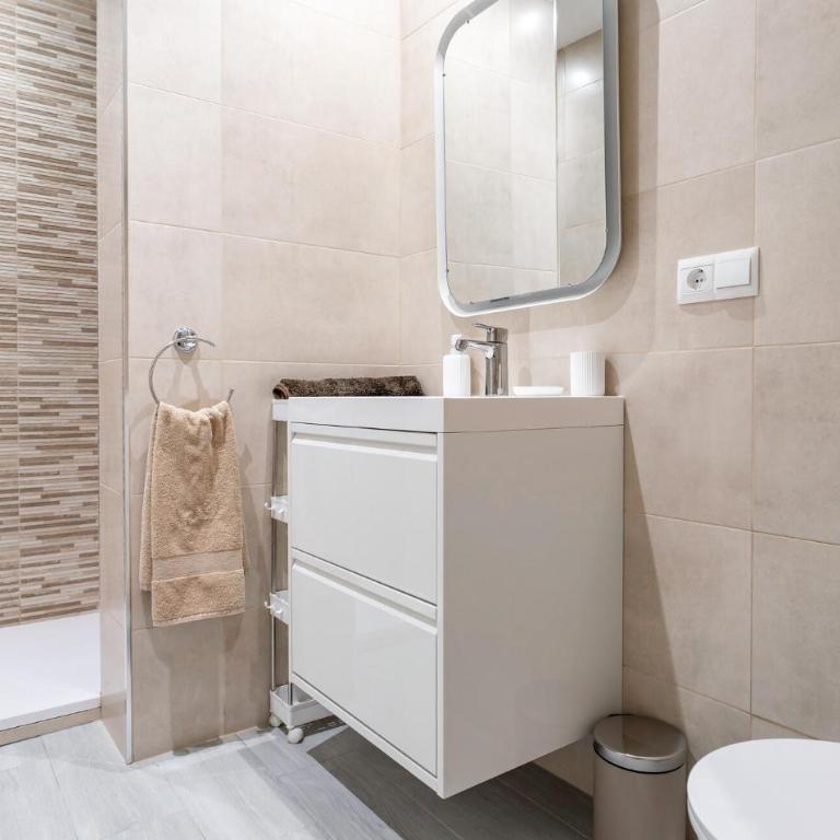 2 Bedroom Awesome Apartment In Nerja - Apartamento de 2 dormitorios - 13