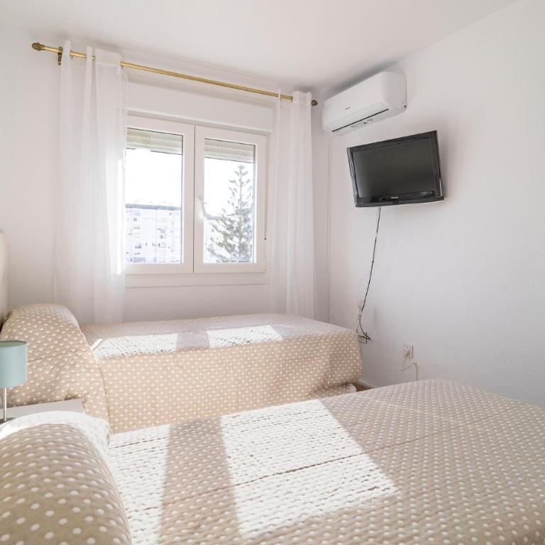 Stunning Apartment In Torrox Costa With Wifi - One-Bedroom Apartment - 9
