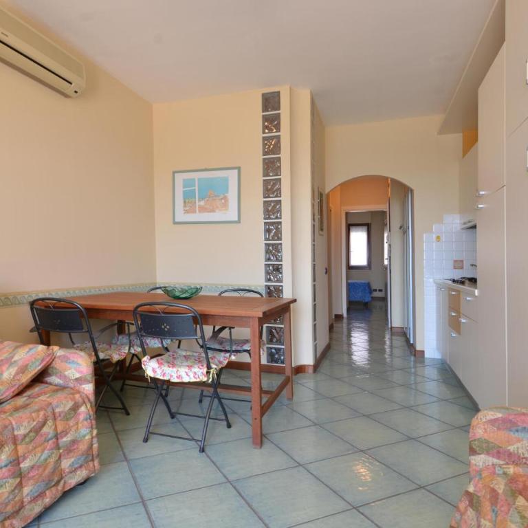 Amazing Apartment In Alghero With House Sea View - One-Bedroom Apartment - 5