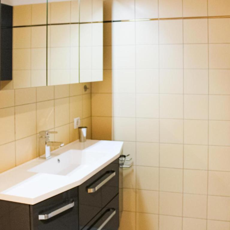 Ferienwohnung Auf 2 Etagen - Ferienhaus mit 2 Schlafzimmern - 8