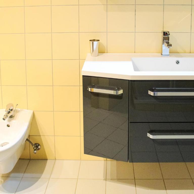 Ferienwohnung Auf 2 Etagen - Ferienhaus mit 2 Schlafzimmern - 9