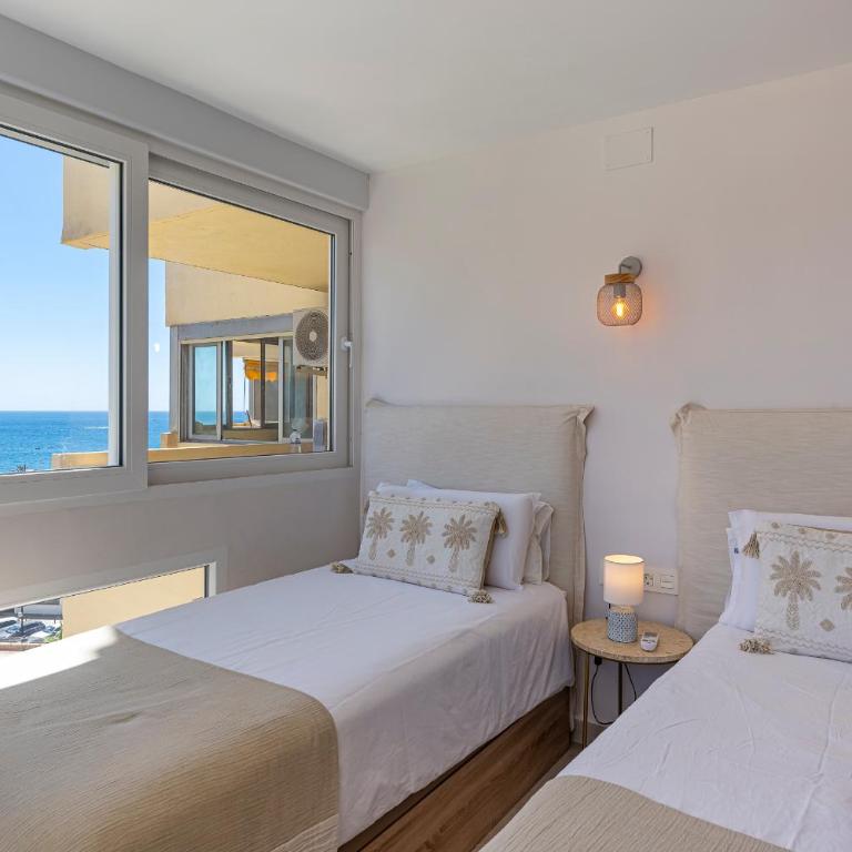 Marbella Center Bechfront 4 persons - Two-Bedroom Apartment - 7