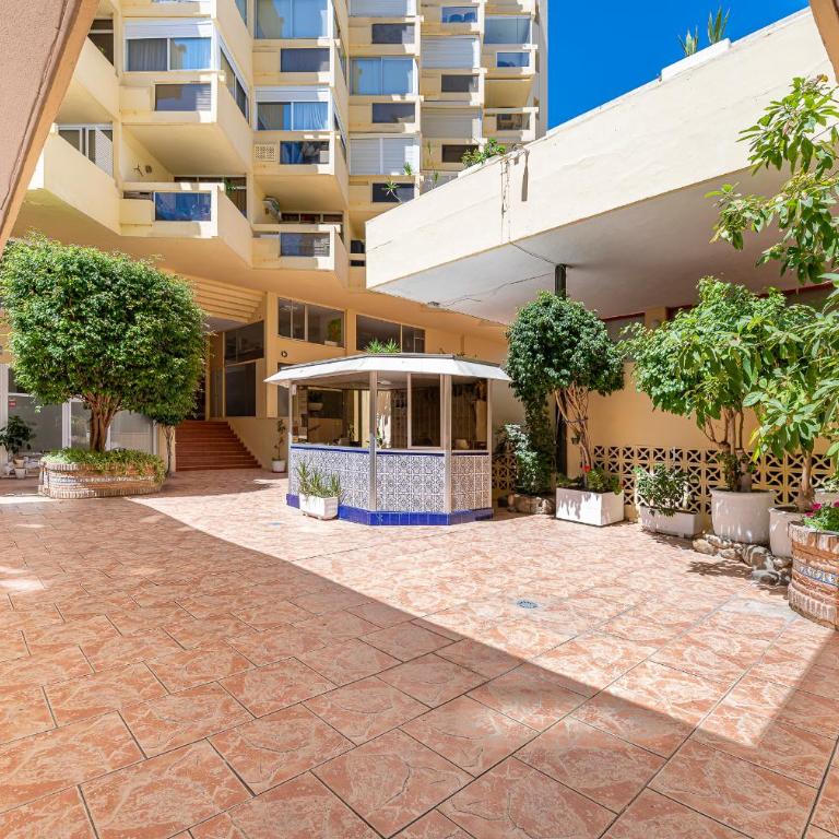 Marbella Center Bechfront 4 persons - Two-Bedroom Apartment - 28