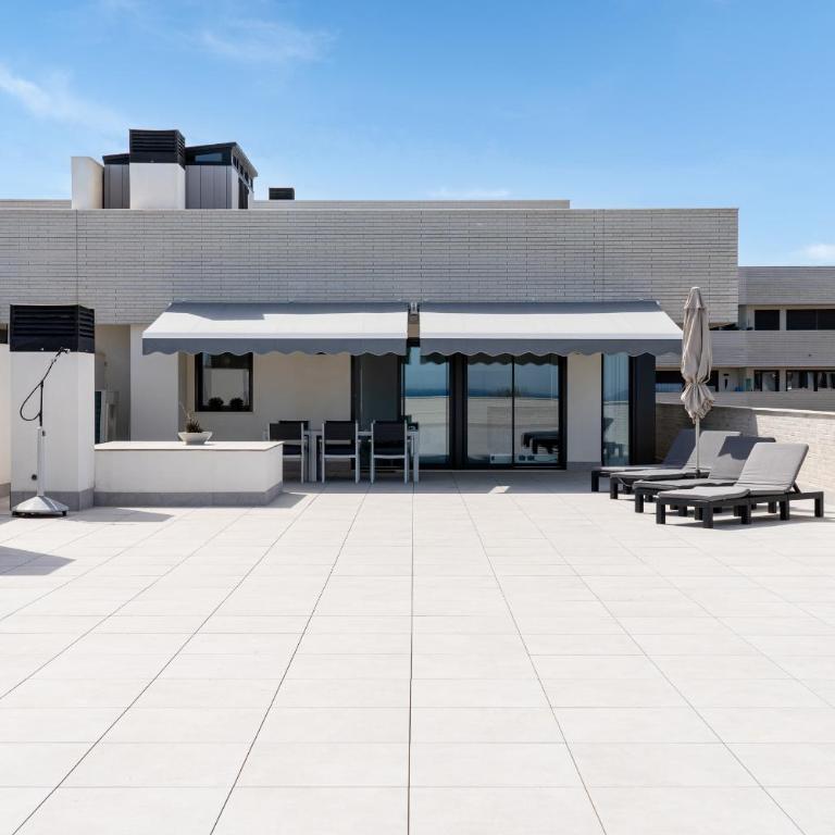 Hauzify I Apartaments Roques Daurades - Apartamento de 3 dormitorios con terraza solárium privada - 5
