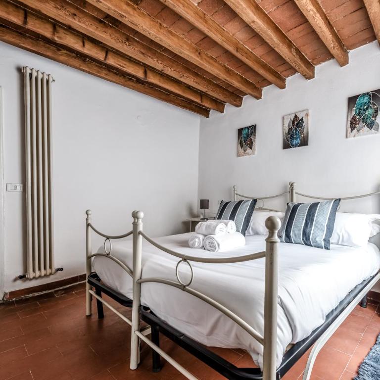 Hoslty-Suite l'Arancio-Enjoy the Historical Center-Brand new Shower - Appartamento Deluxe con 1 Camera da Letto - 6