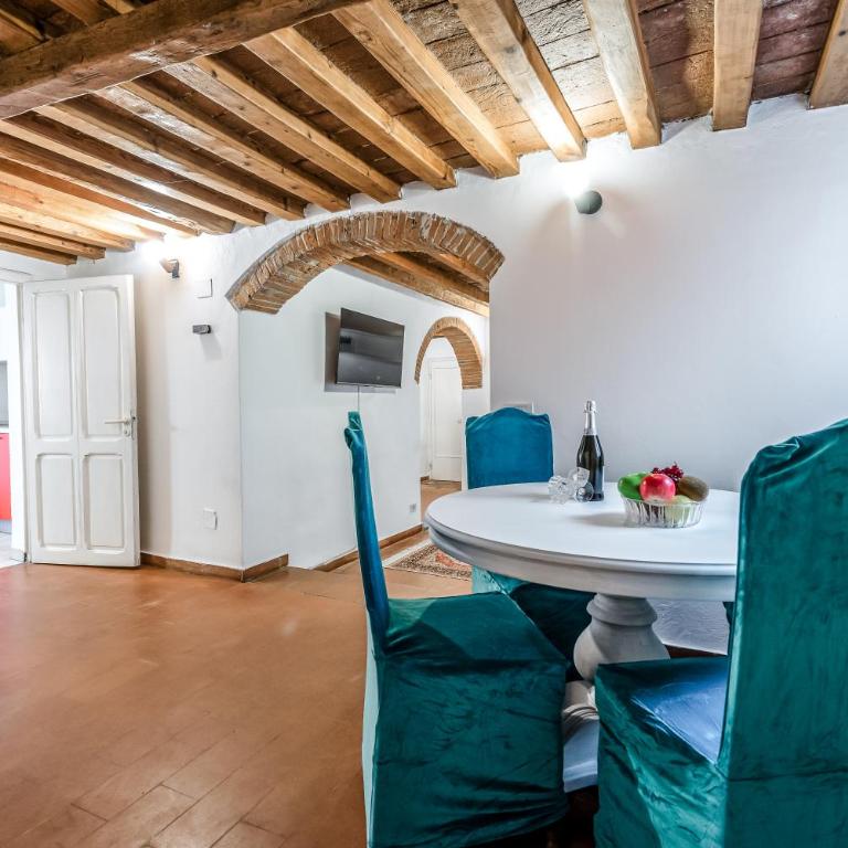 Hoslty-Suite l'Arancio-Enjoy the Historical Center-Brand new Shower - Appartamento Deluxe con 1 Camera da Letto - 12