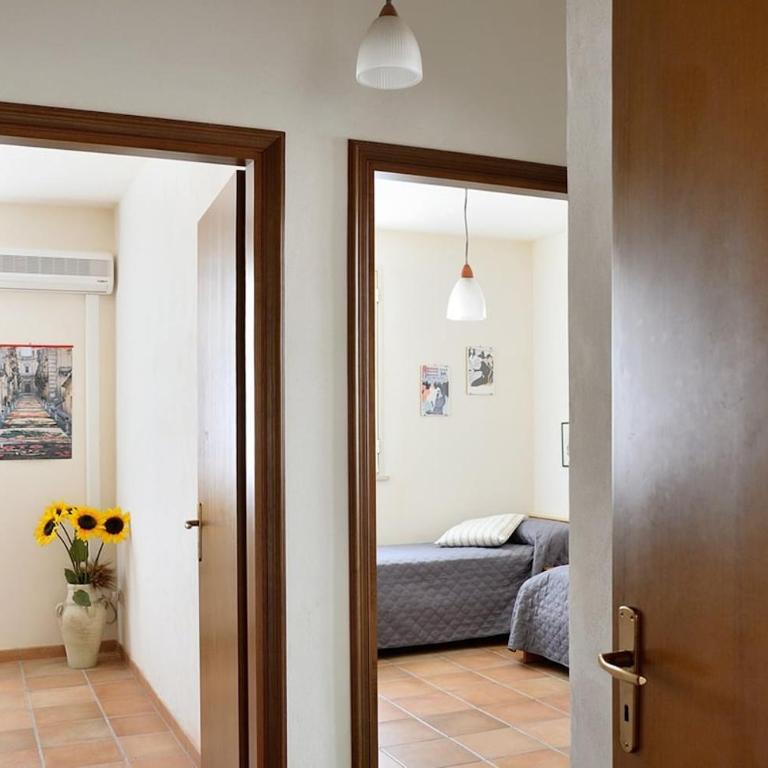 Villa Sole con accesso diretto alla spiaggia - Three-Bedroom House - 24