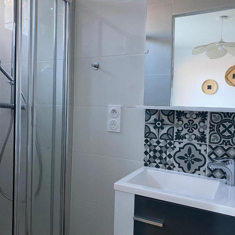 L'écrin vert - Wifi - Netflix - Climatisation - Parking Gratuit - Apartamento de 1 dormitorio - 10