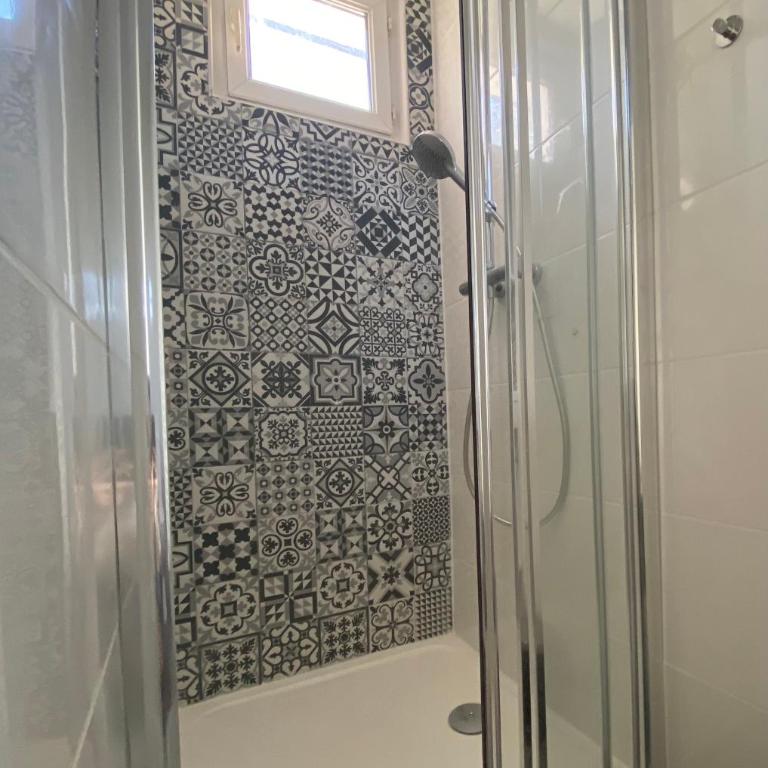L'écrin vert - Wifi - Netflix - Climatisation - Parking Gratuit - Apartamento de 1 dormitorio - 23