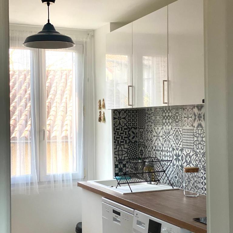L'écrin vert - Wifi - Netflix - Climatisation - Parking Gratuit - Apartamento de 1 dormitorio - 32