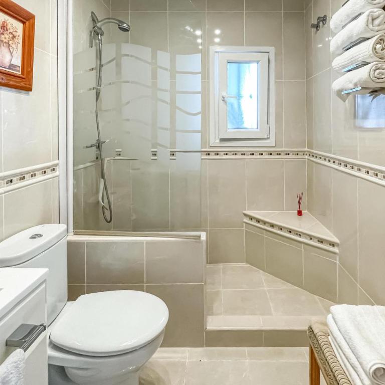 2 Bedroom Beautiful Apartment In Mijas - Apartamento de 2 dormitorios - 11