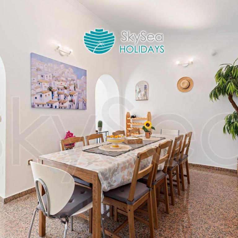 Casa TIPICA MALAGUEÑA con PATIO en el centro - Casa de 3 dormitorios - 3