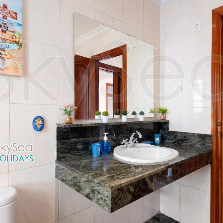 Casa TIPICA MALAGUEÑA con PATIO en el centro - Casa de 3 dormitorios - 17