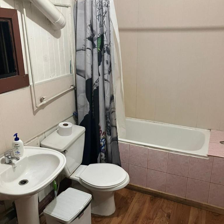 Hospedaje Eluney - Family Room - 4