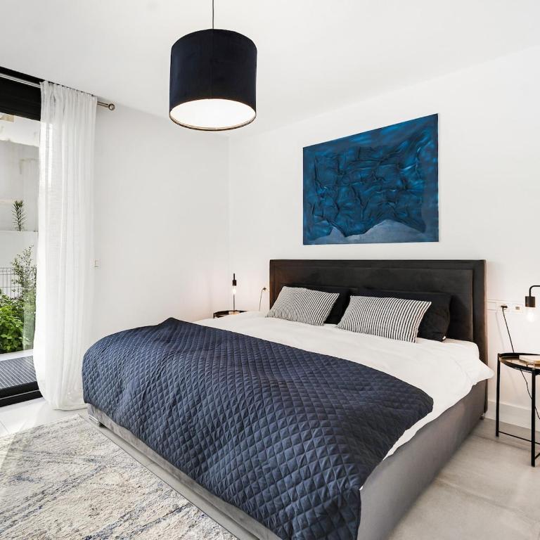 Apartamento de Lujo con Vista al Mar - Three-Bedroom Apartment - 13