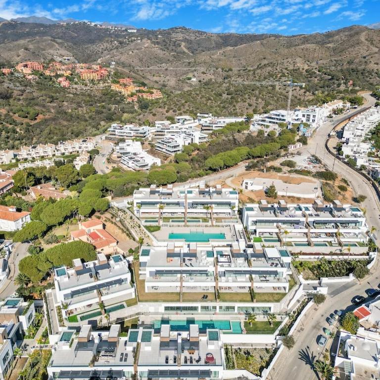 Apartamento de Lujo con Vista al Mar - Three-Bedroom Apartment - 20