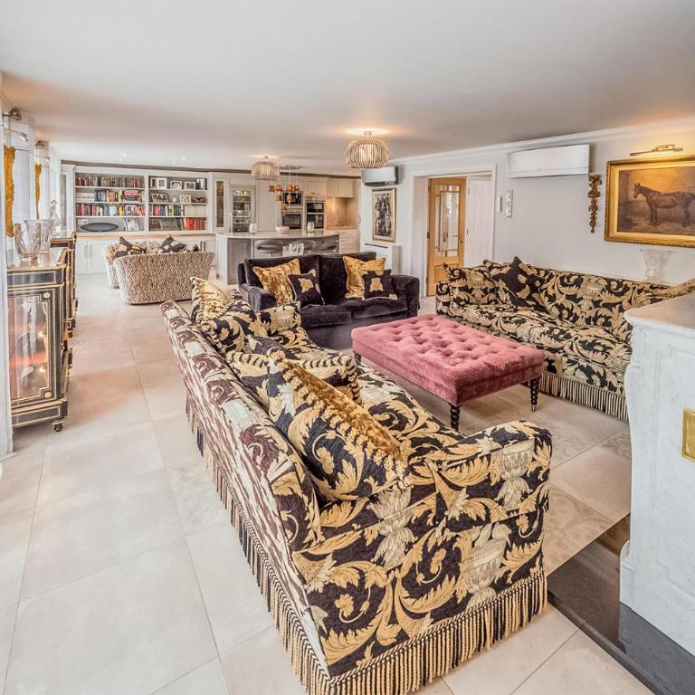 Luxurious Home In Grimaud - Casa Vacanze con 4 Camere da Letto - 2