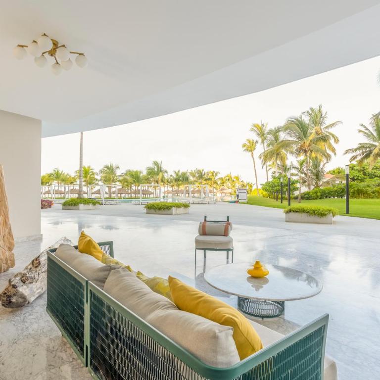 Maritima Playa Luxury Condo 6O - Apartamento de 2 dormitorios - 74