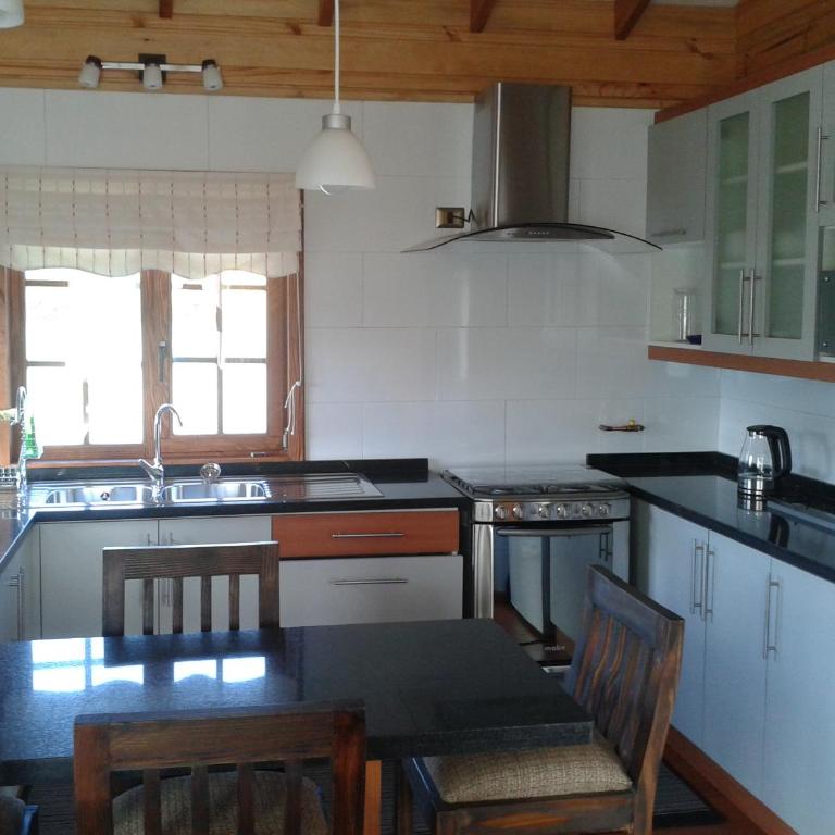 Cabañas Los Tilos Pucón - Apartamento de 2 dormitorios con vistas a la montaña - 8