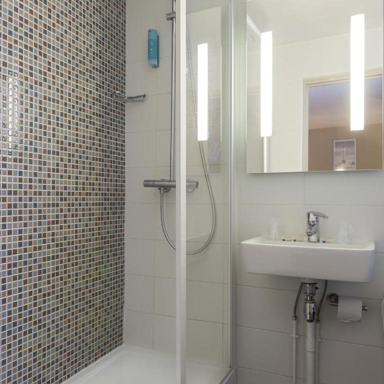 Timhotel Paris Gare Montparnasse - Chambre Triple - 2