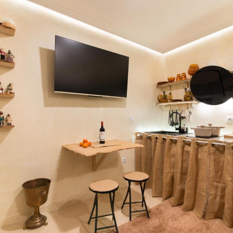 CajaSoul Lavapies - King Studio with Sofa Bed - 10
