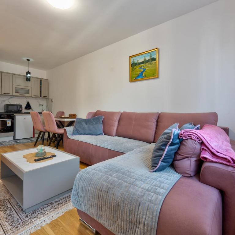 svitanje central residence - One-Bedroom Apartment - 2